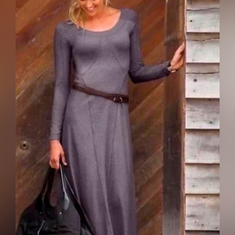 Athleta Women's M Maxi Dress Gray Weekender Long Sleeve Jersey Knit
